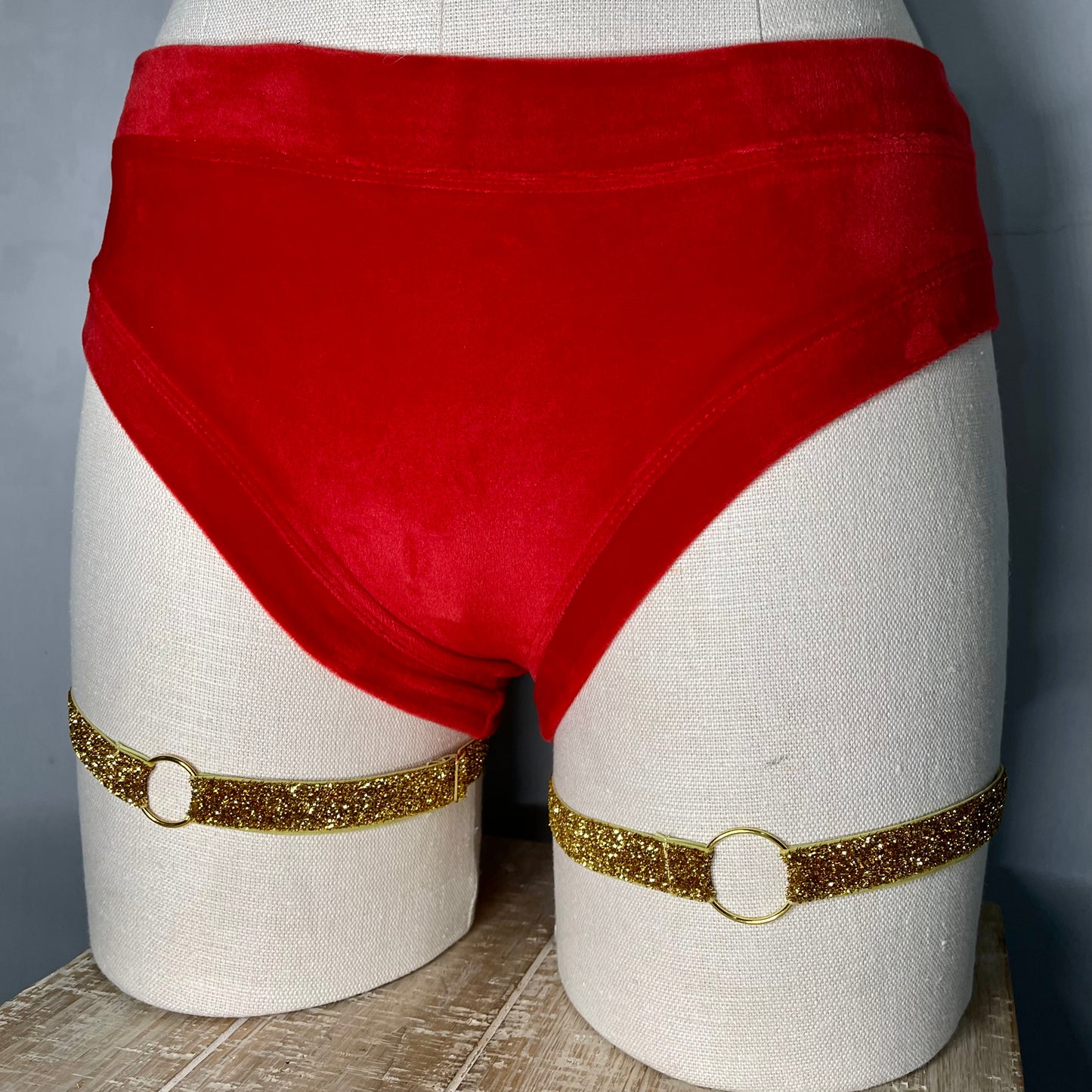 Garters by Diamond Divas (pair)