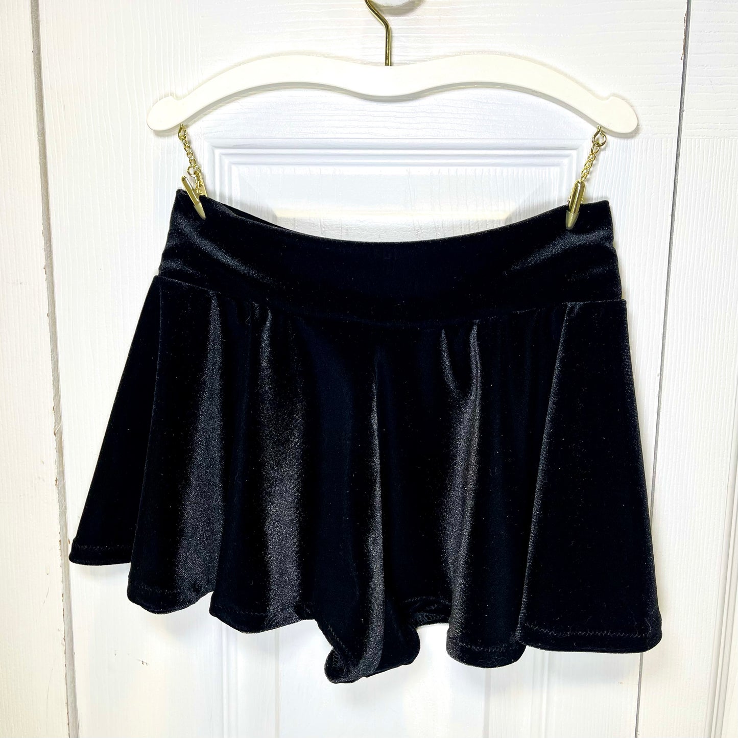 Essential Shorties - Black