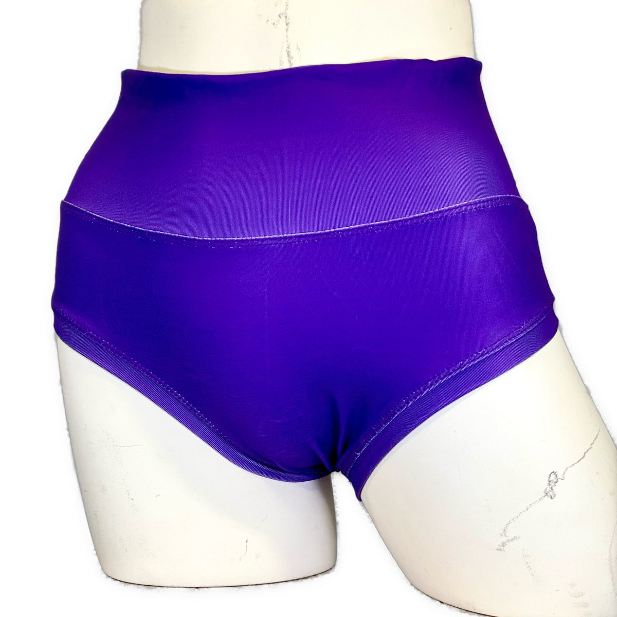 Pole Shorts (High Waist)