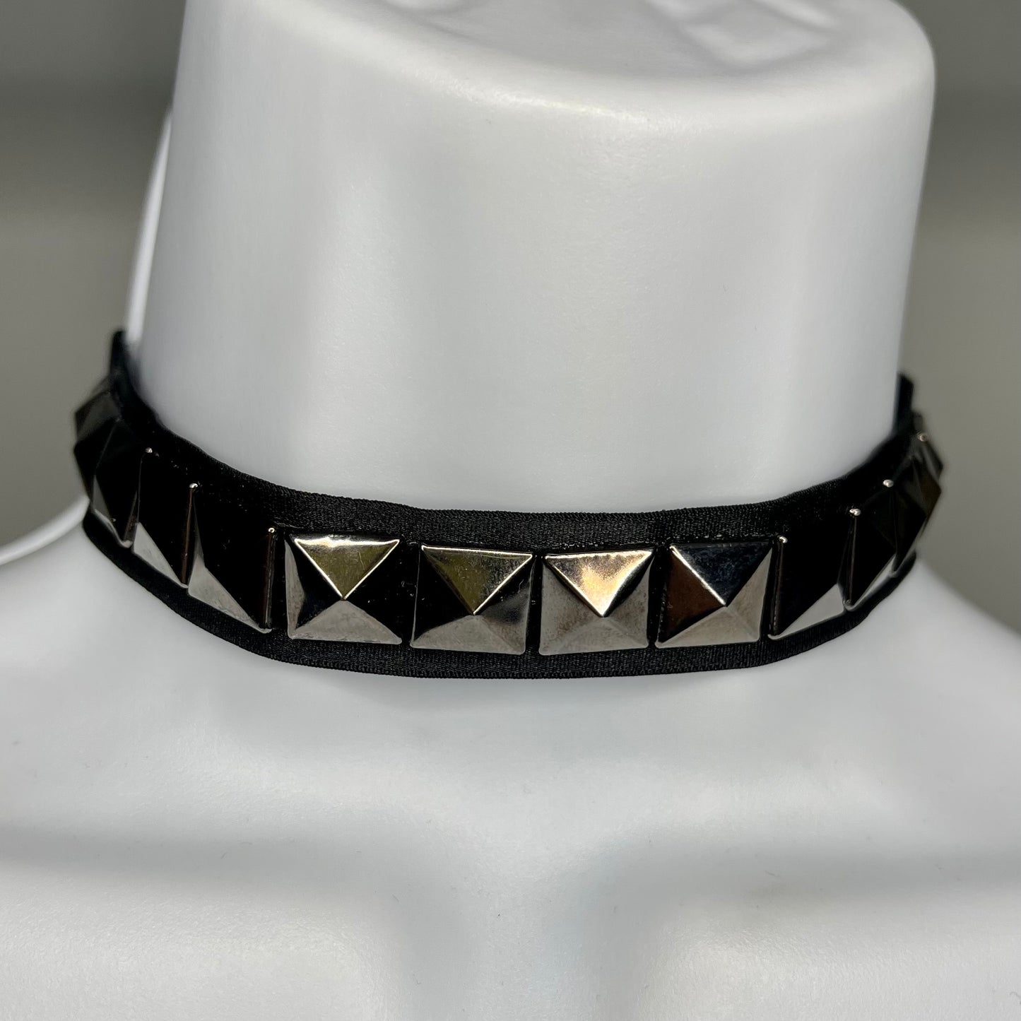 Choker by Diamond Divas