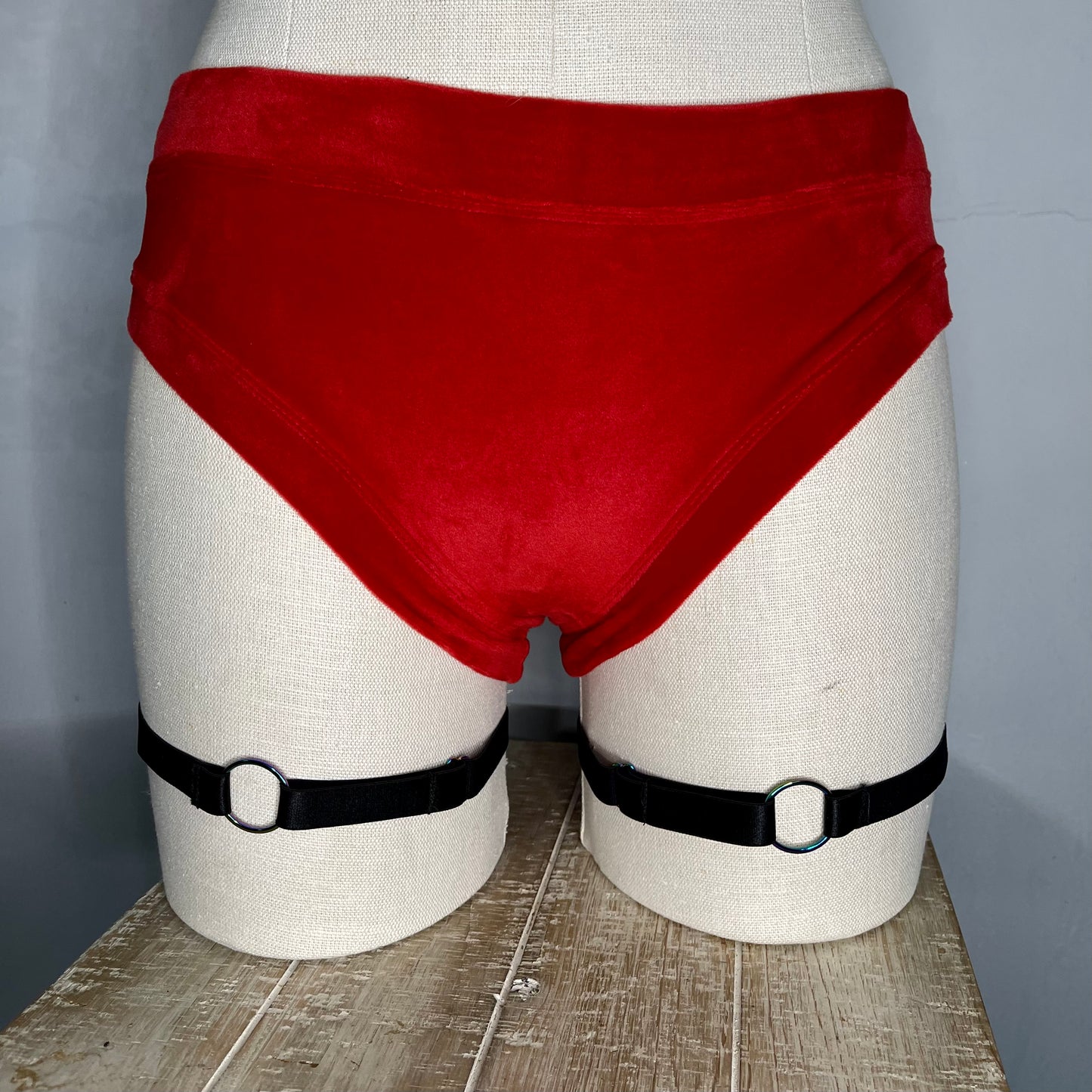 Garters by Diamond Divas (pair)
